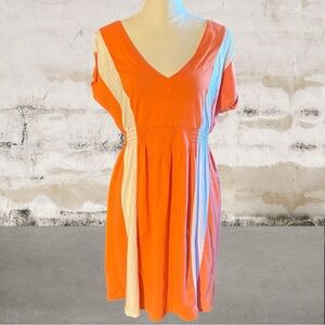 Venus Women's Orange and White V-Neck Dress Large